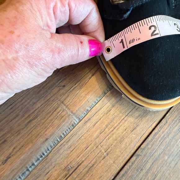 Sorel Black Suede Lace Up Boots Size 6 High Quality NWT Retail $178 - Picture 11 of 12